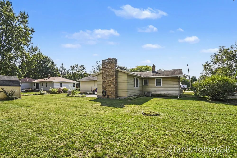7556 Terrace Lane Jenison, MI 49428