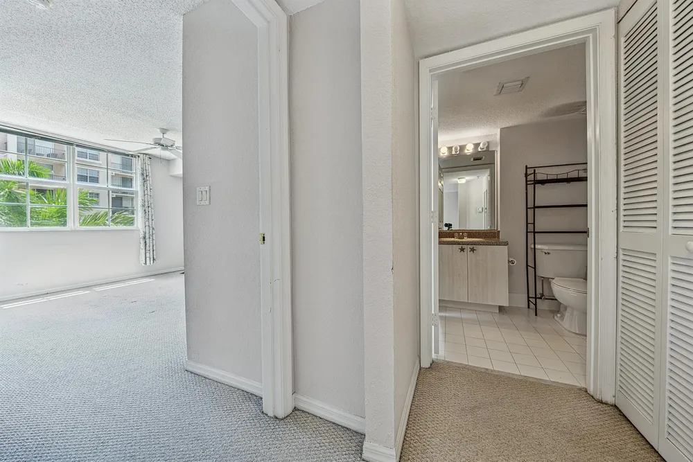 1801 FLAGLER DRIVE #631 West Palm Beach, FL 33407