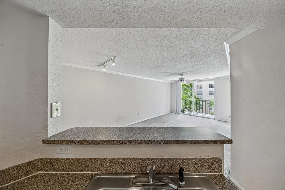 1801 FLAGLER DRIVE #631 West Palm Beach, FL 33407