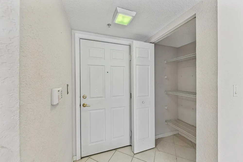1801 FLAGLER DRIVE #631 West Palm Beach, FL 33407