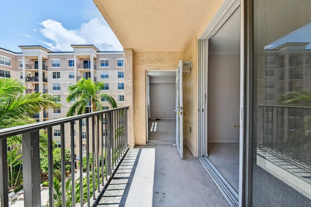1801 FLAGLER DRIVE #631 West Palm Beach, FL 33407