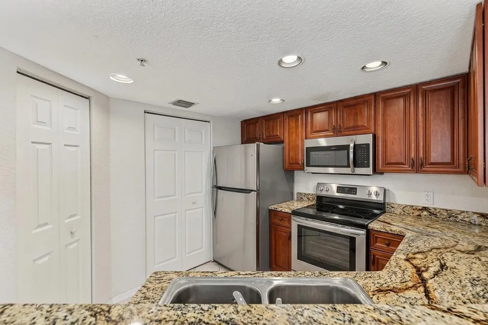 1801 FLAGLER DRIVE #631 West Palm Beach, FL 33407