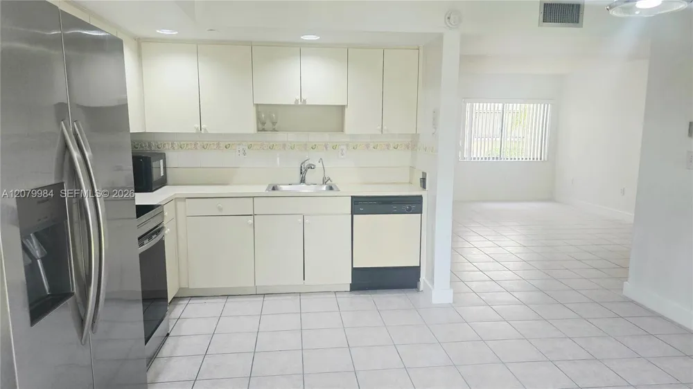 8650 SW 133rd Ave Rd #107 Miami, FL 33183