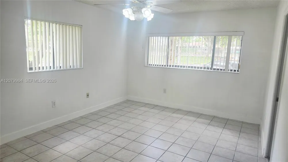 8650 SW 133rd Ave Rd #107 Miami, FL 33183