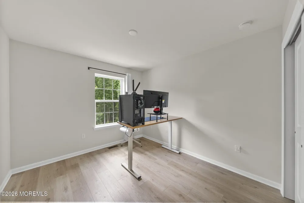 1502 Arose Lane Middletown, NJ 07748