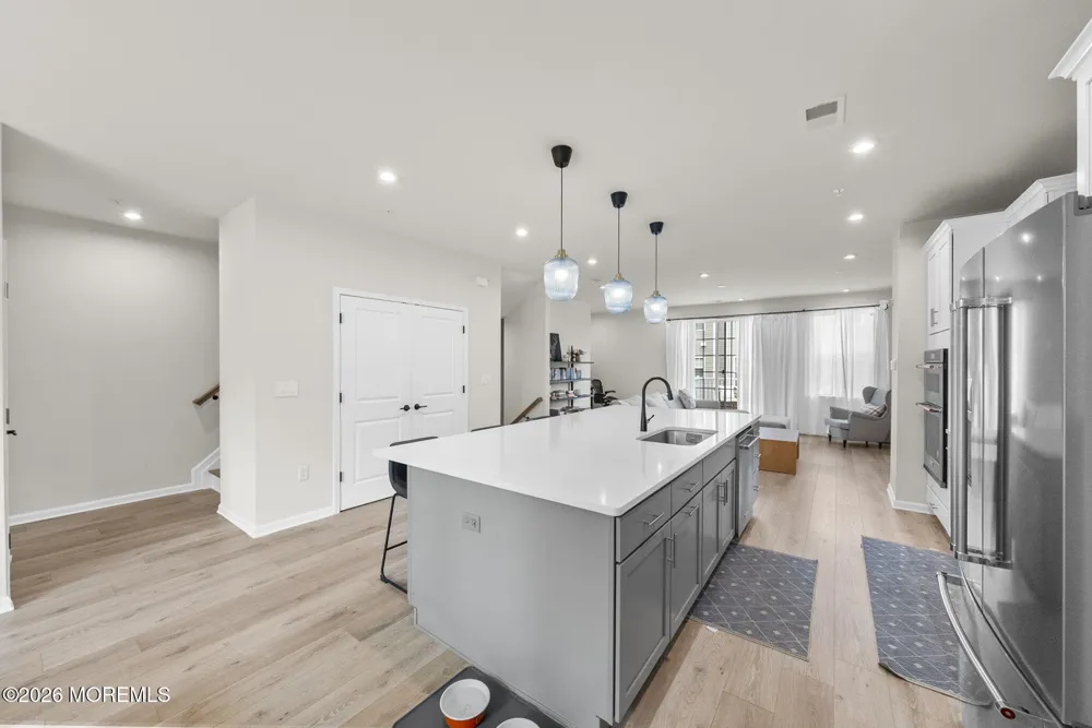 1502 Arose Lane Middletown, NJ 07748