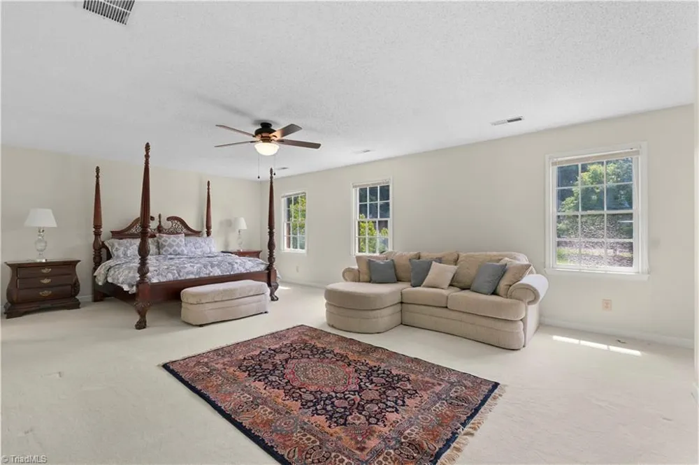 6917 August Drive Clemmons, NC 27012