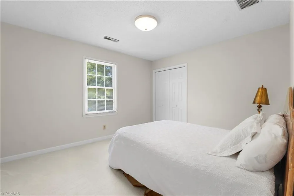 6917 August Drive Clemmons, NC 27012