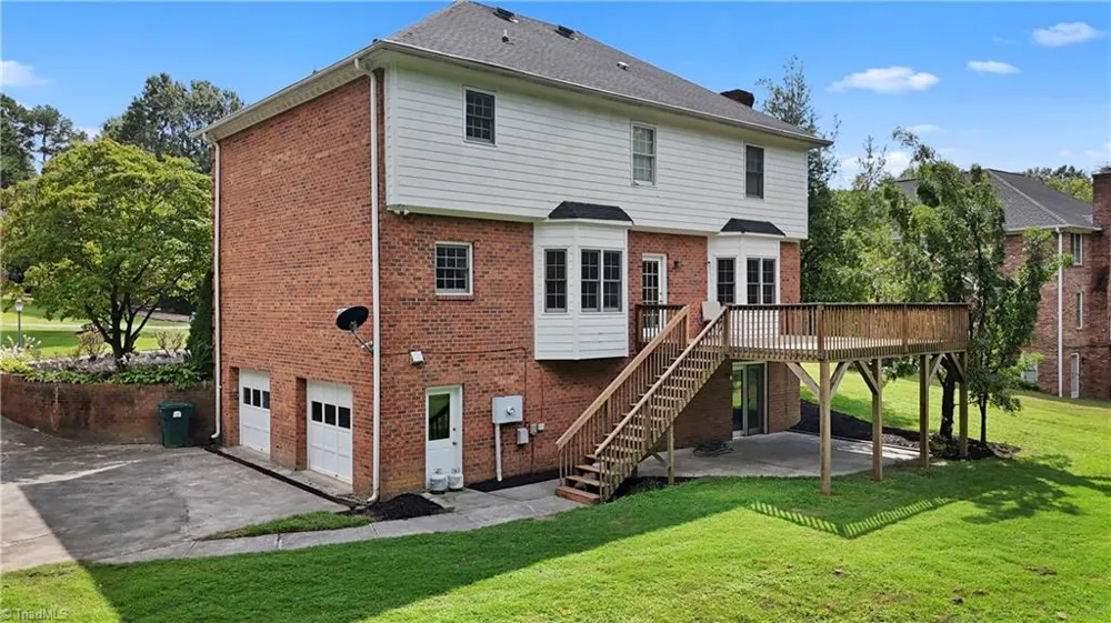 6917 August Drive Clemmons, NC 27012