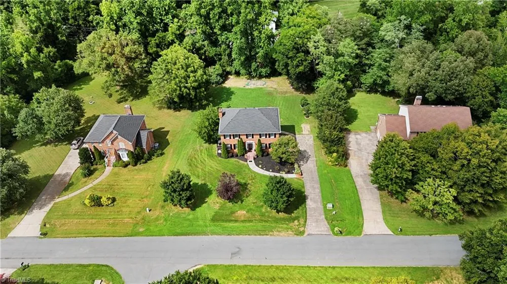 6917 August Drive Clemmons, NC 27012