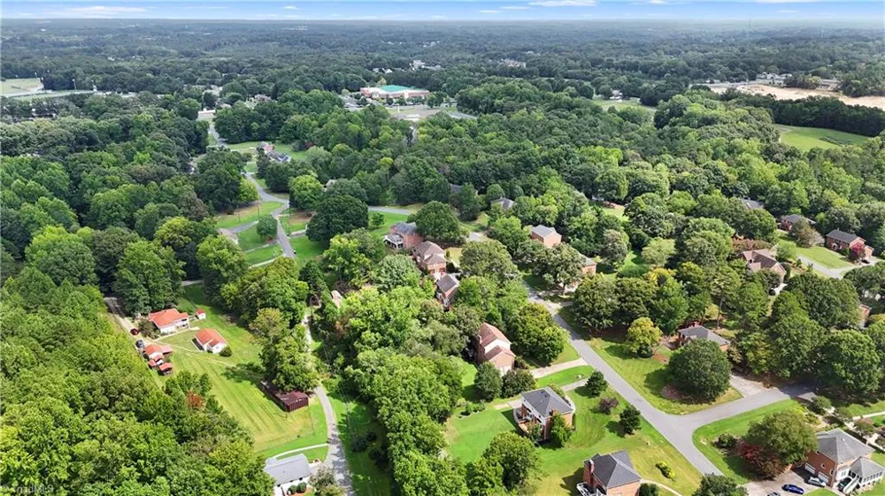 6917 August Drive Clemmons, NC 27012