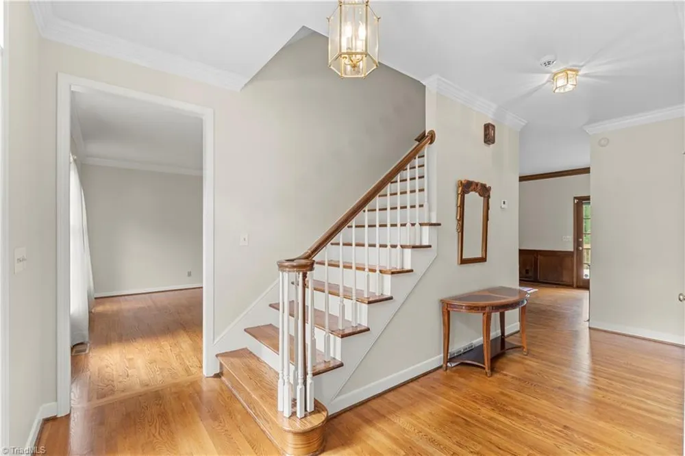 6917 August Drive Clemmons, NC 27012