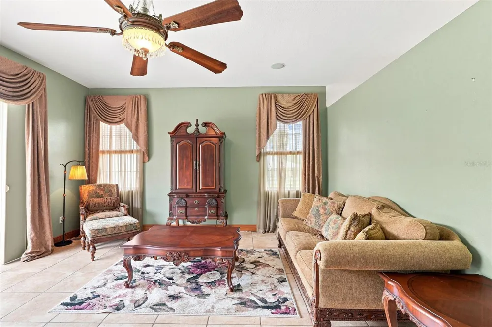 4725 COUNTY ROAD 121D Wildwood, FL 34785