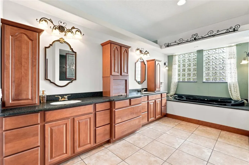 4725 COUNTY ROAD 121D Wildwood, FL 34785