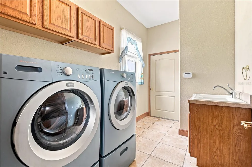 4725 COUNTY ROAD 121D Wildwood, FL 34785