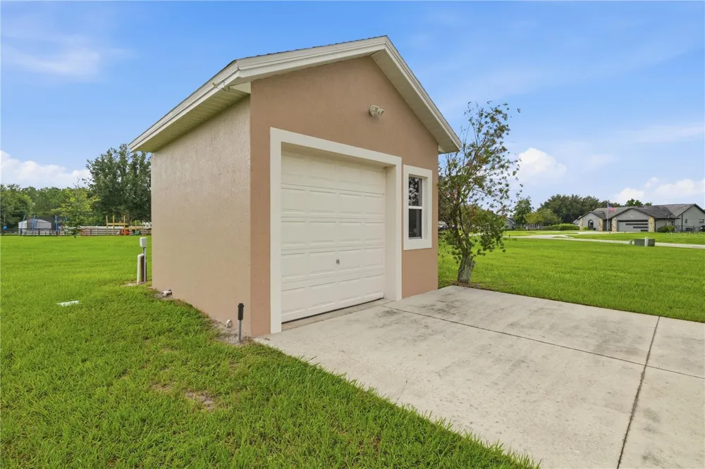 4725 COUNTY ROAD 121D Wildwood, FL 34785