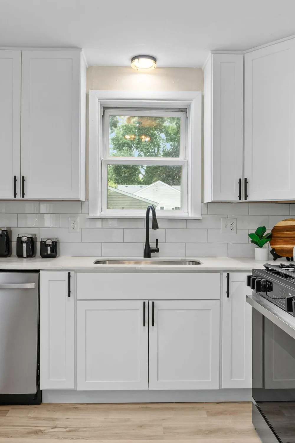 2904 Oregon Avenue S Saint Louis Park, MN 55426