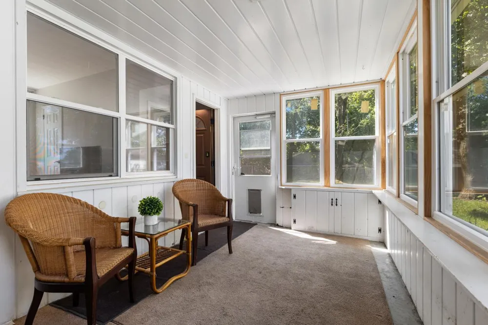 2910 Pennsylvania Avenue S Saint Louis Park, MN 55426