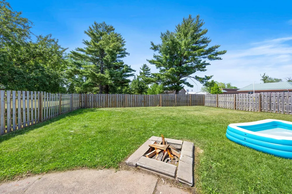 1000 W Lyon Avenue Lake City, MN 55041