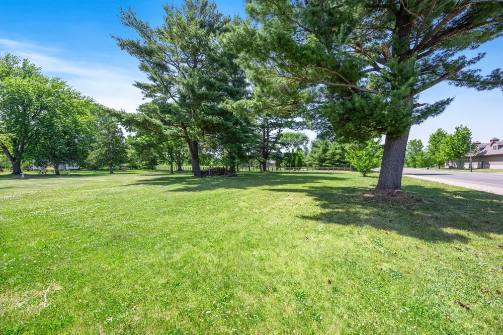 1000 W Lyon Avenue Lake City, MN 55041