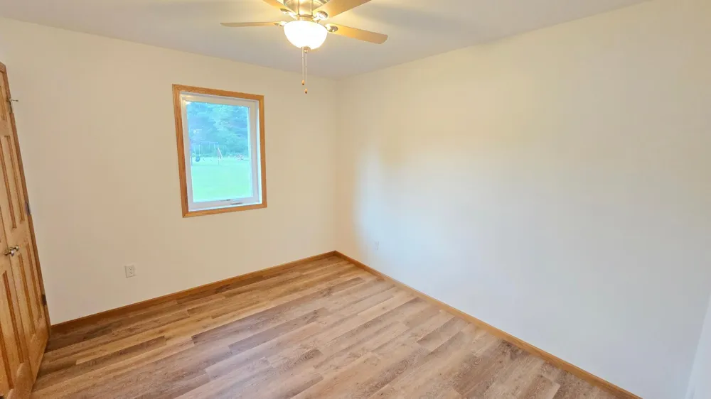 6528 John Avenue Superior, WI 54880
