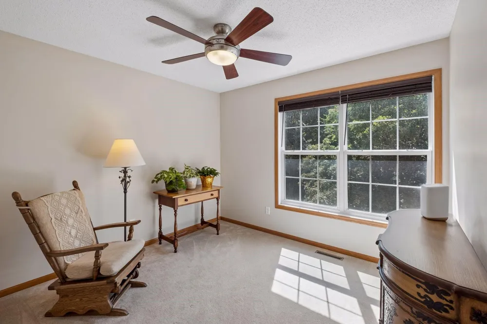 4570 Bulrush Boulevard Shakopee, MN 55379