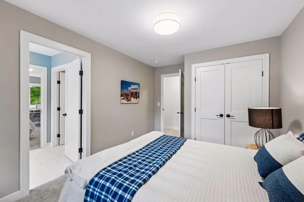 18065 Berry Lane Wayzata, MN 55391
