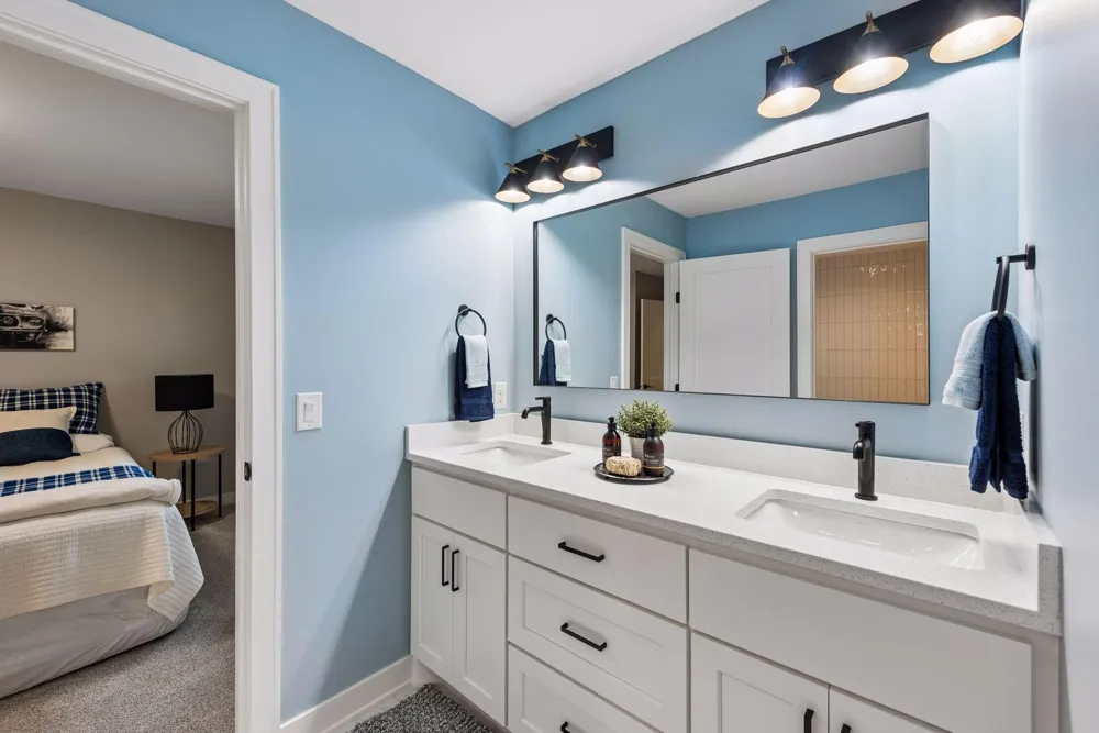 18065 Berry Lane Wayzata, MN 55391