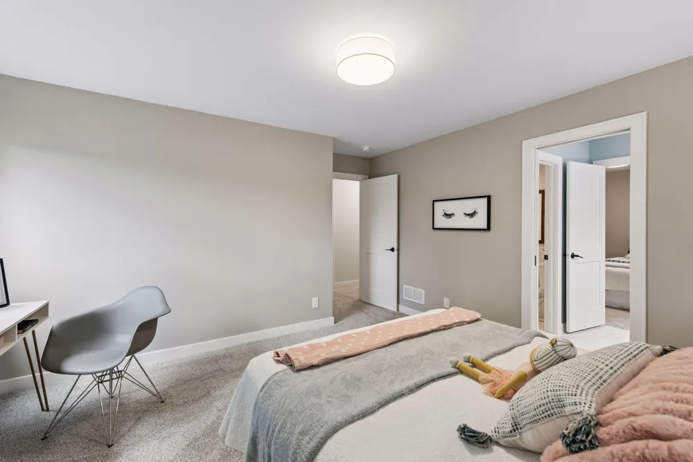 18065 Berry Lane Wayzata, MN 55391