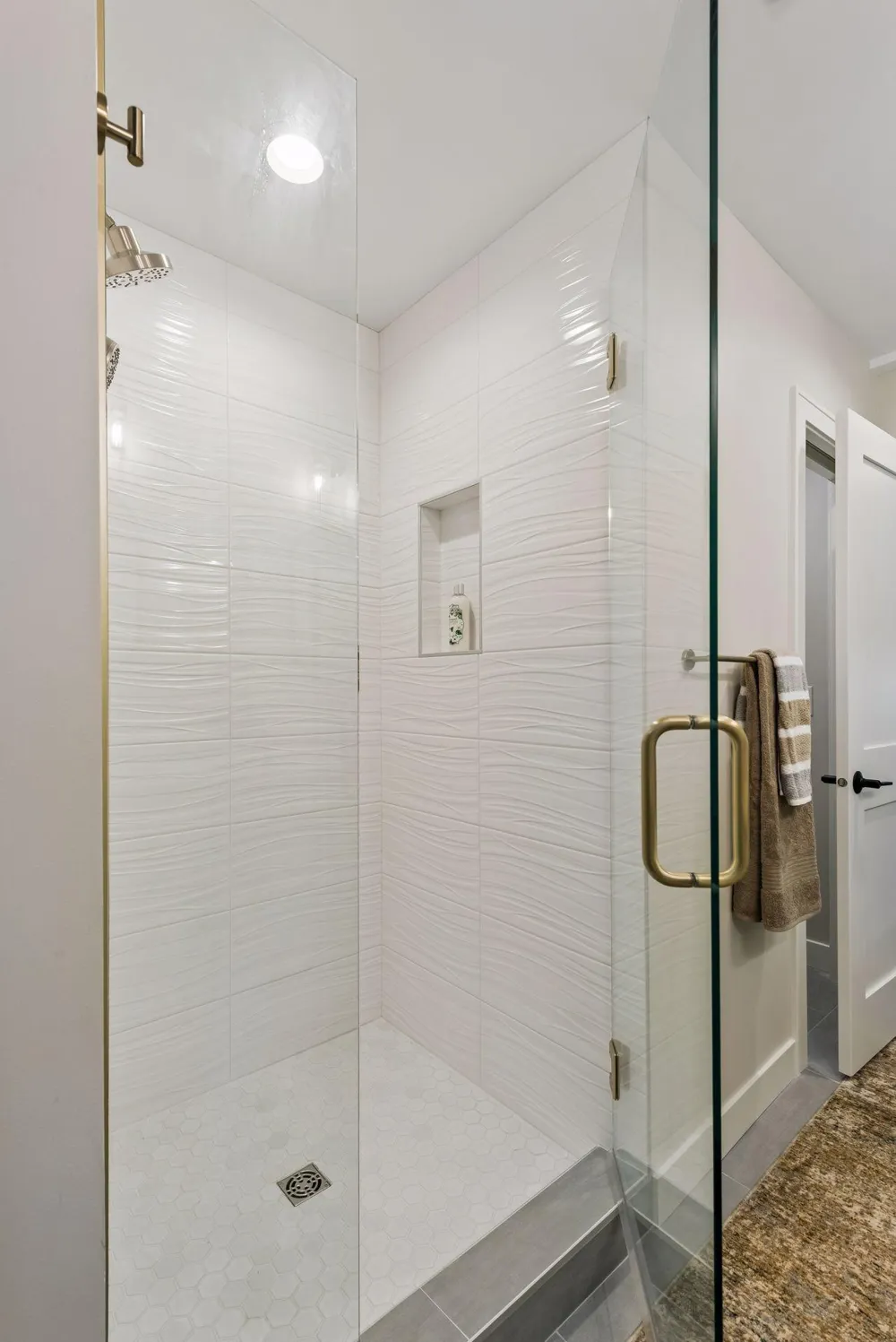18065 Berry Lane Wayzata, MN 55391
