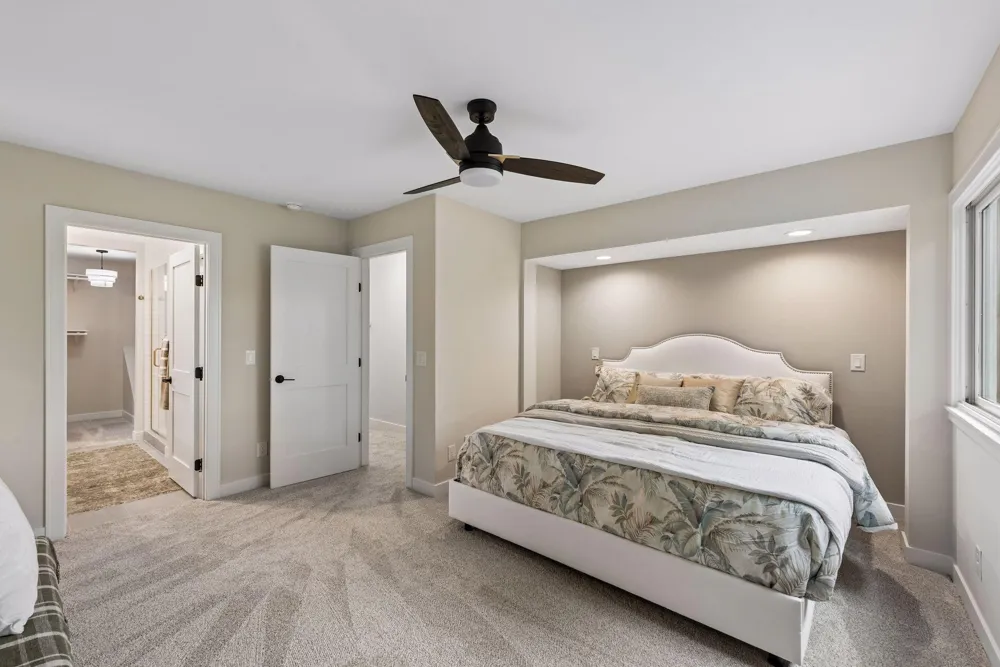 18065 Berry Lane Wayzata, MN 55391