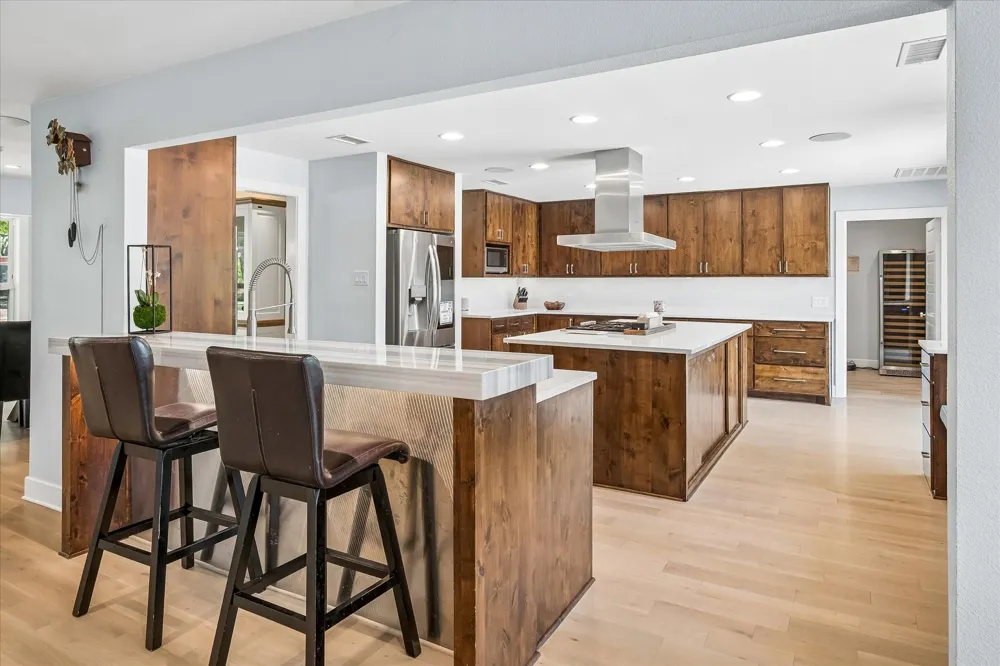 14010 Carillon Drive Dallas, TX 75240
