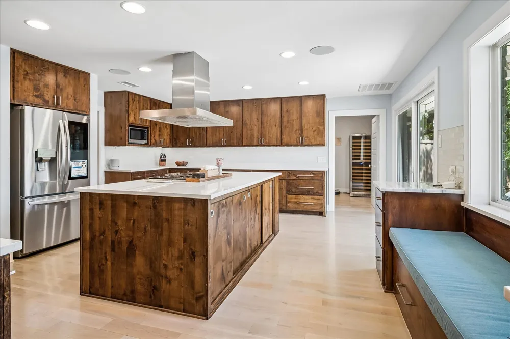 14010 Carillon Drive Dallas, TX 75240