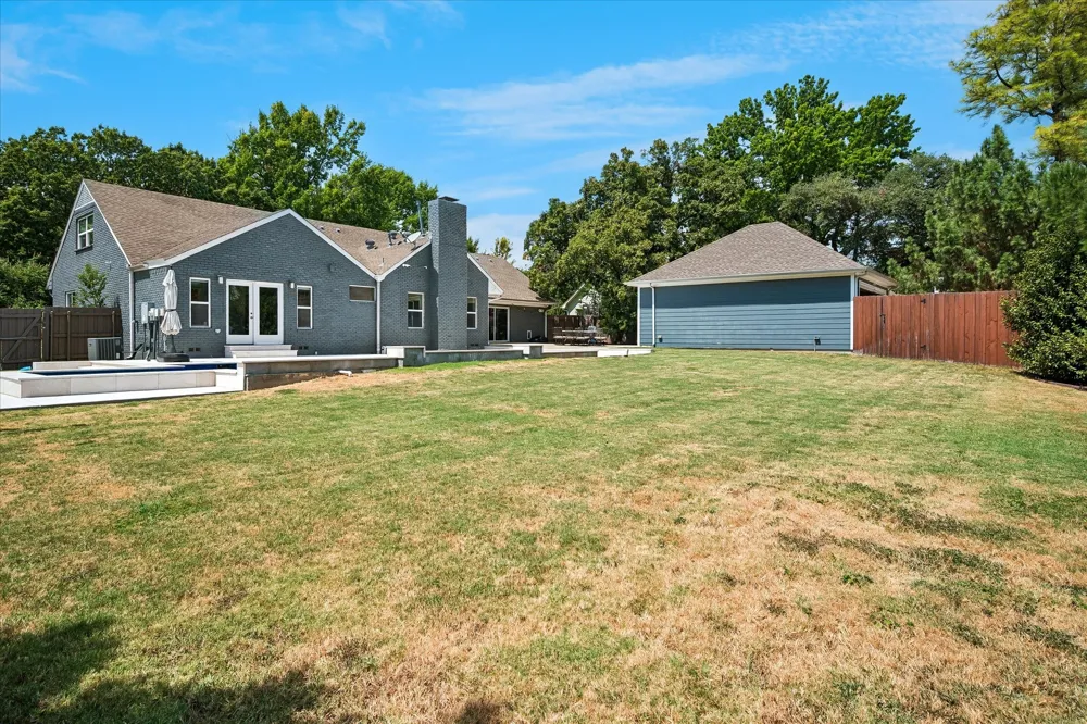 14010 Carillon Drive Dallas, TX 75240