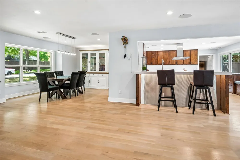 14010 Carillon Drive Dallas, TX 75240