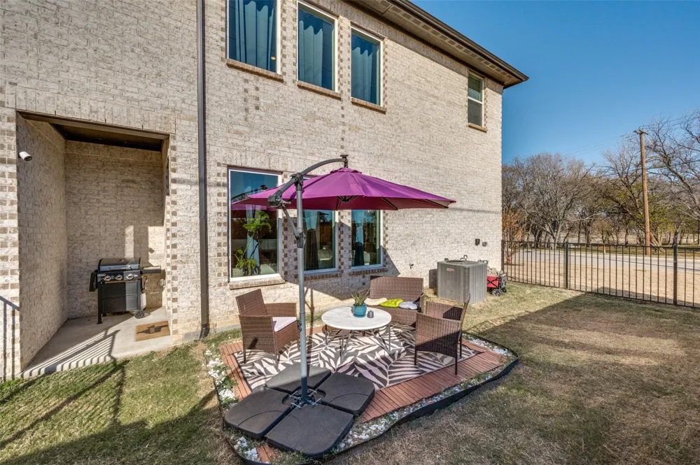 7520 Denny Drive North Richland Hills, TX 76180