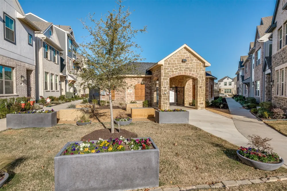 7520 Denny Drive North Richland Hills, TX 76180