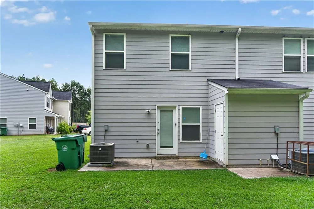 2568 Piering Drive Lithonia, GA 30038