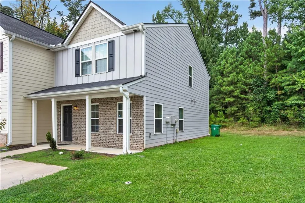 2568 Piering Drive Lithonia, GA 30038