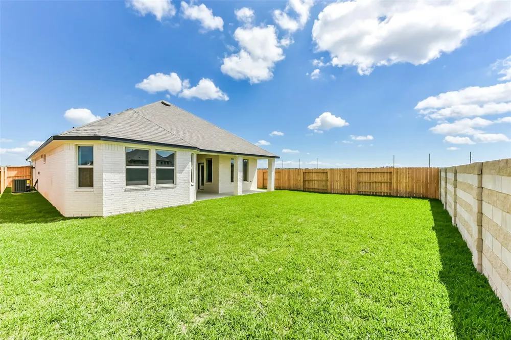 1104 Birds Landing Drive Houston, TX 77355