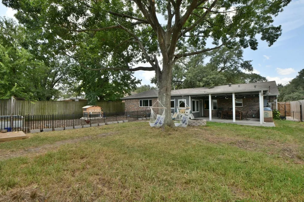 2554 Kevin Lane Houston, TX 77043