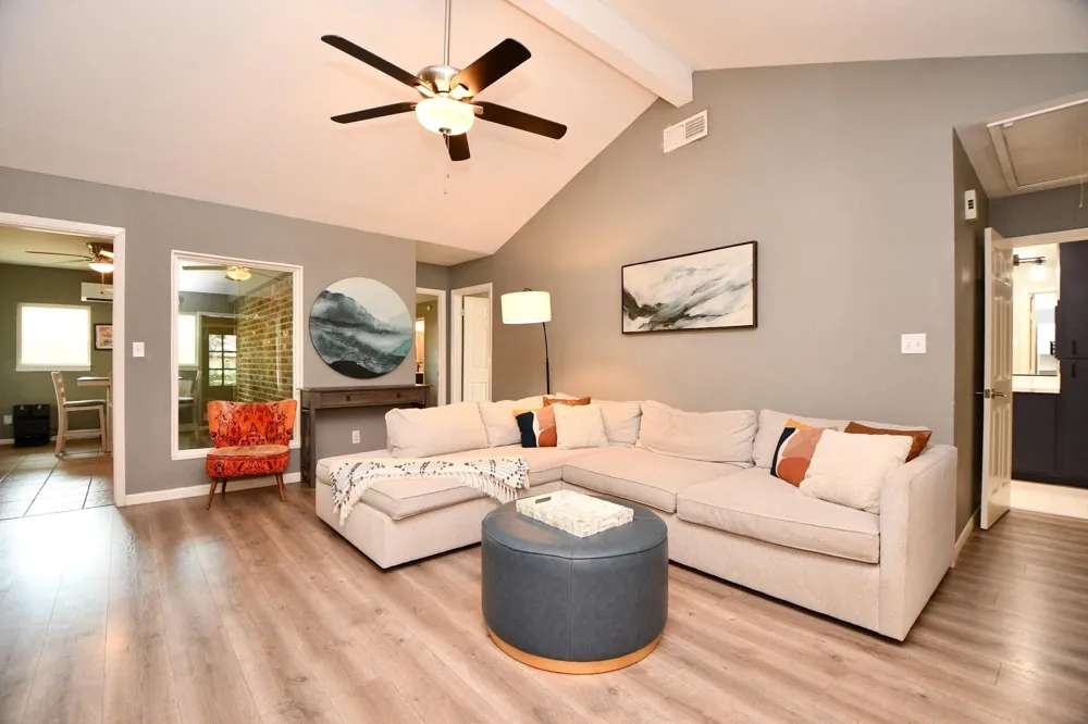 2554 Kevin Lane Houston, TX 77043