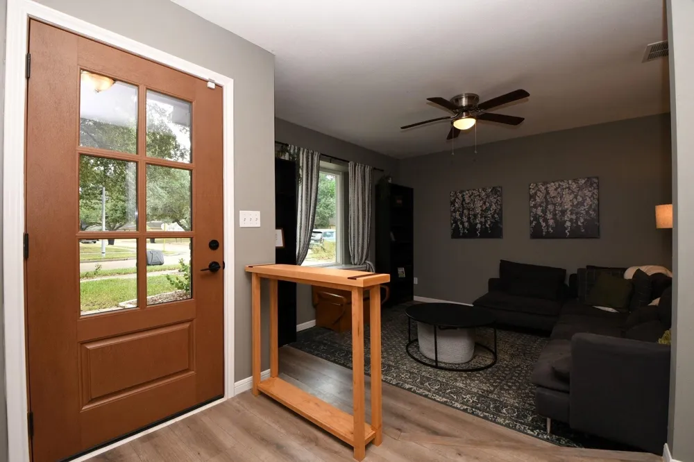2554 Kevin Lane Houston, TX 77043