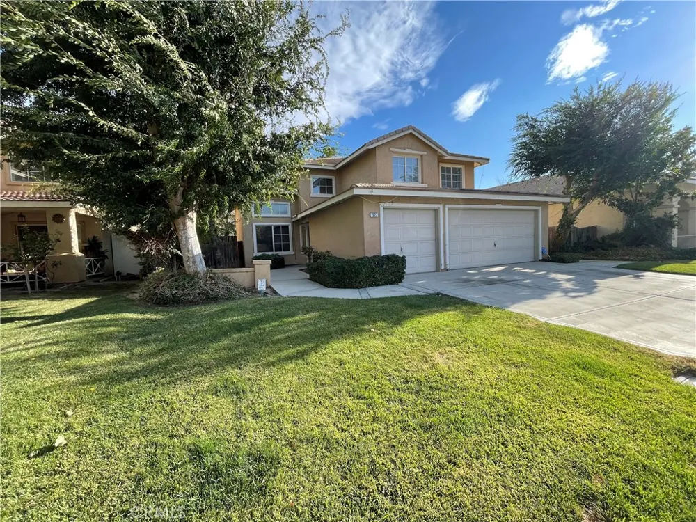 1522 W Avenue H4 Lancaster, CA 93534