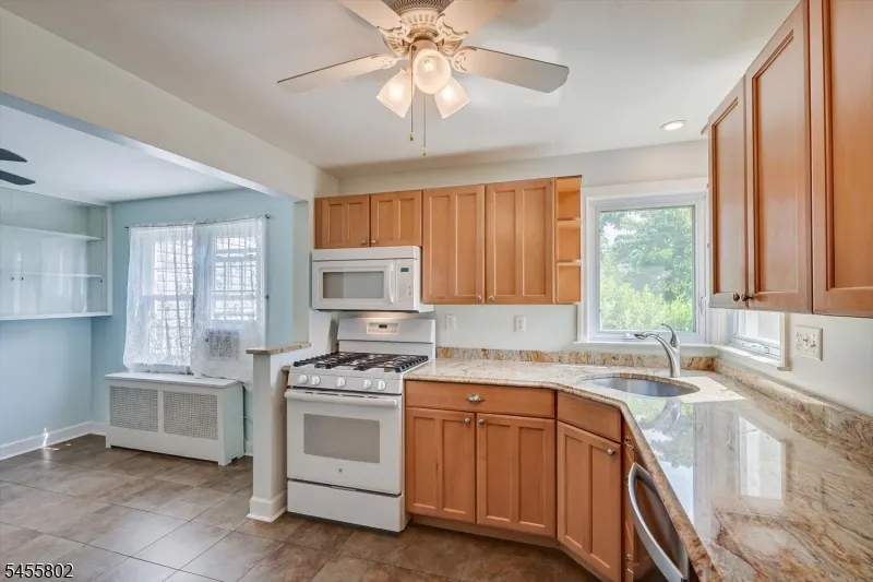 2008 Maple Ave South Plainfield, NJ 07080