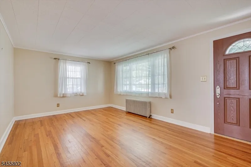 2008 Maple Ave South Plainfield, NJ 07080