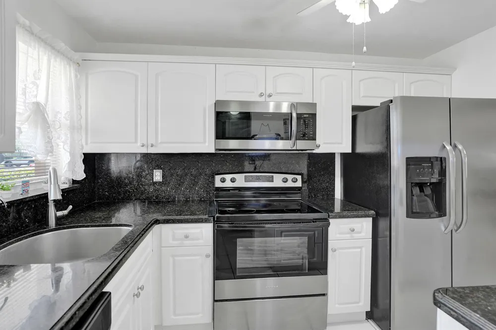 2651 Sunrise Lakes Drive E #104 Sunrise, FL 33322