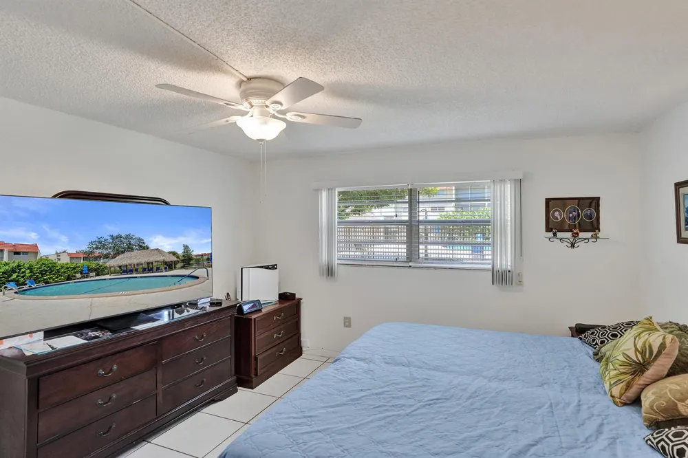 2651 Sunrise Lakes Drive E #104 Sunrise, FL 33322