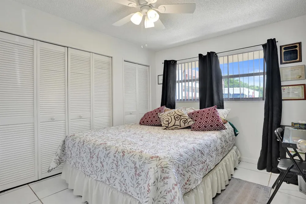 2651 Sunrise Lakes Drive E #104 Sunrise, FL 33322