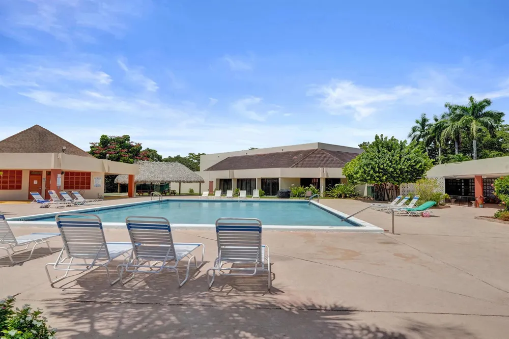 2651 Sunrise Lakes Drive E #104 Sunrise, FL 33322